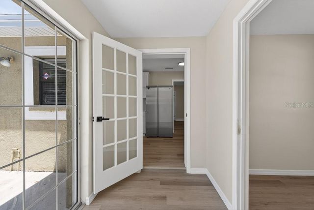 2540 W KNOLLWOOD STREET, Tampa, FL 33614