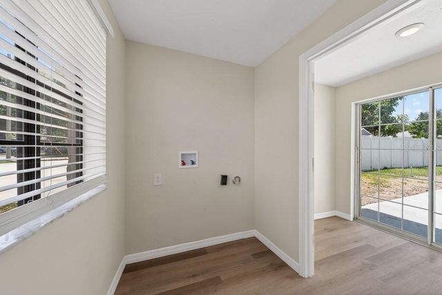 2540 W KNOLLWOOD STREET, Tampa, FL 33614