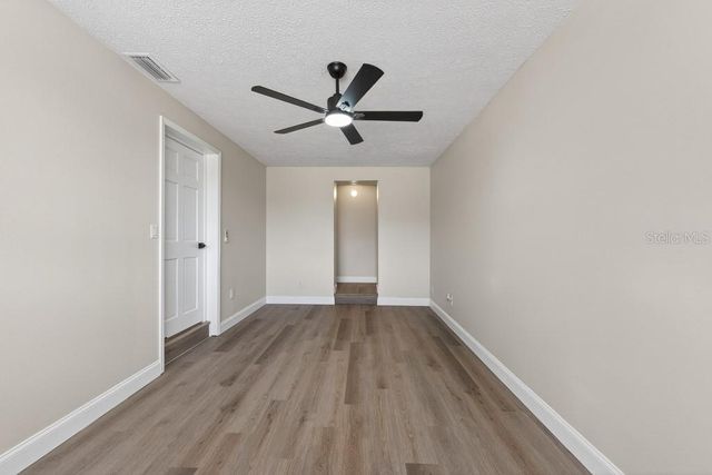 2540 W KNOLLWOOD STREET, Tampa, FL 33614