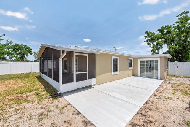 2540 W KNOLLWOOD STREET, Tampa, FL 33614
