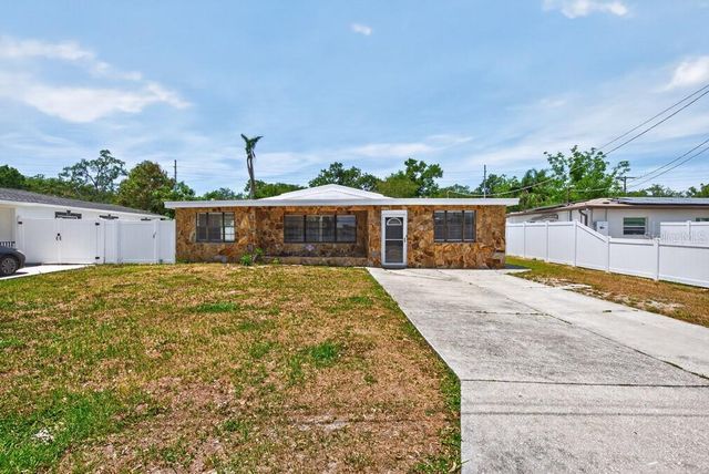 2540 W KNOLLWOOD STREET, Tampa, FL 33614