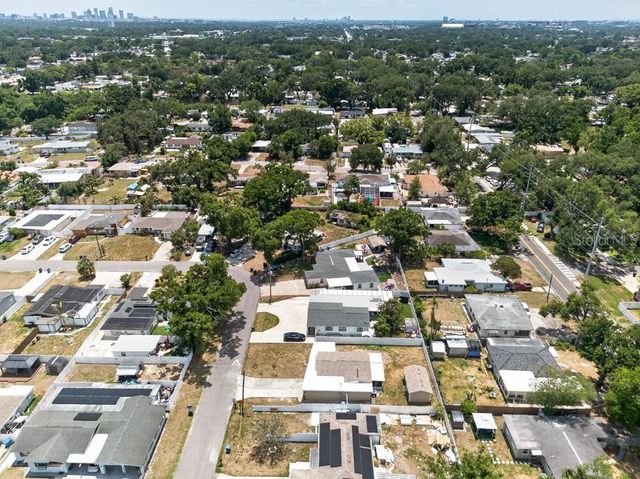 2540 W KNOLLWOOD STREET, Tampa, FL 33614