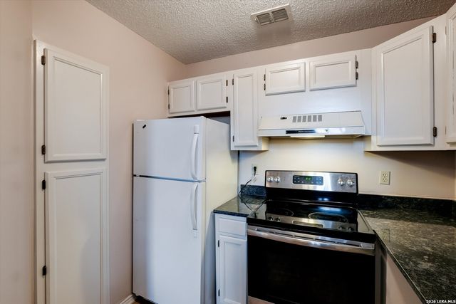 8655 Datapoint Dr Unit 210B, San Antonio, TX 78229