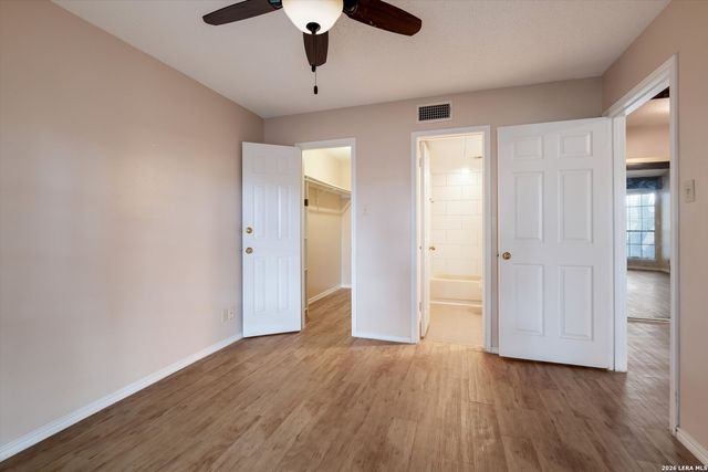 8655 Datapoint Dr Unit 210B, San Antonio, TX 78229