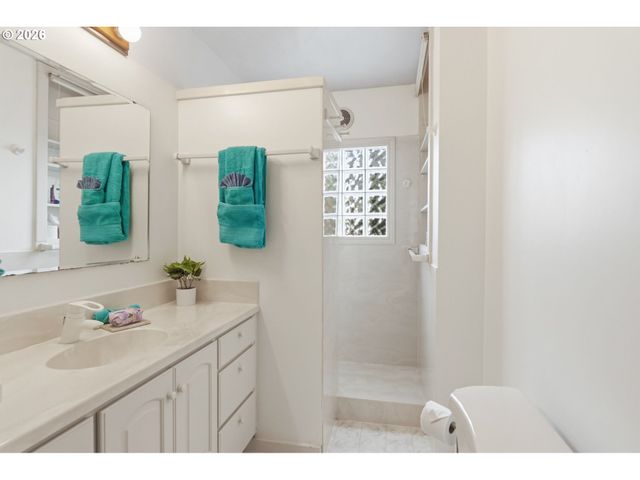 2965 OLIVE St, Eugene, OR 97405