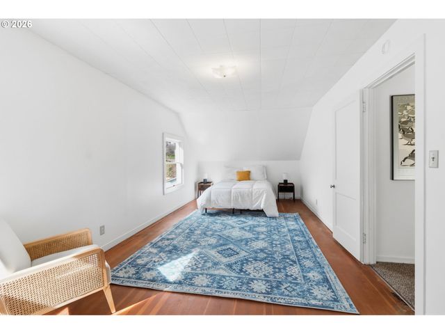 2965 OLIVE St, Eugene, OR 97405