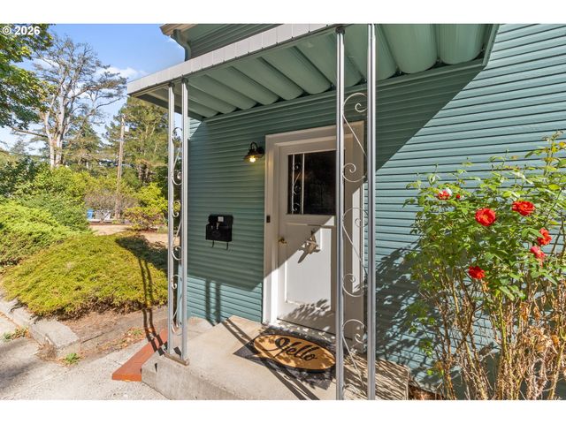 2965 OLIVE St, Eugene, OR 97405