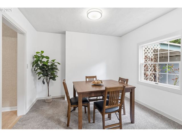 2965 OLIVE St, Eugene, OR 97405