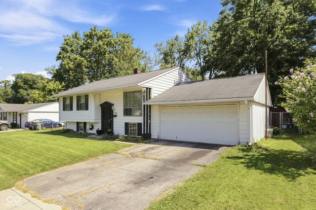 5702 Windmill Drive, Indianapolis, IN 46254