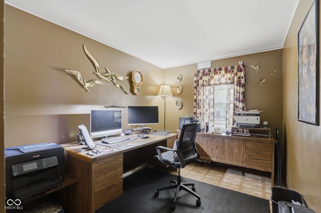 5702 Windmill Drive, Indianapolis, IN 46254