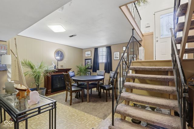 5702 Windmill Drive, Indianapolis, IN 46254