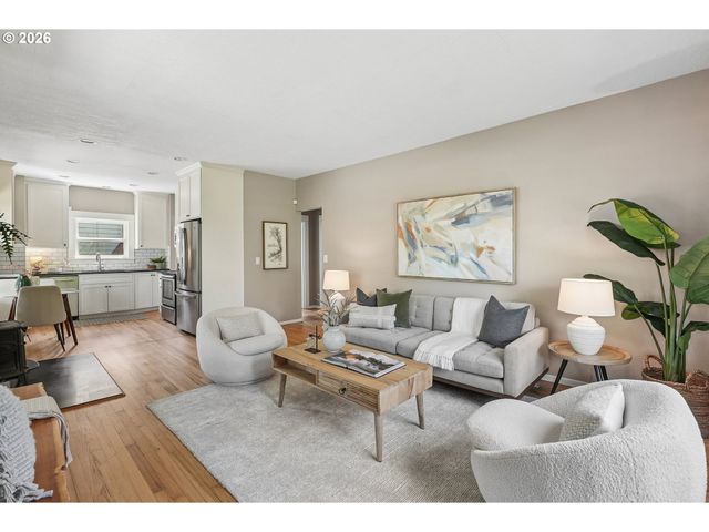 6804 Ne Davis St, Portland, OR 97213