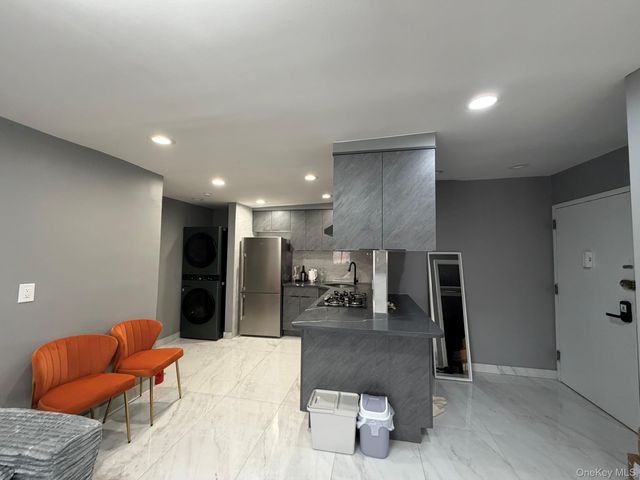 13218 Avery Avenue 4A, Flushing, NY 11355