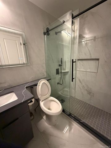 13218 Avery Avenue 4A, Flushing, NY 11355