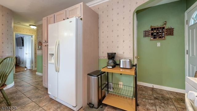 337 Madison Ave, Clifton City, NJ 07011