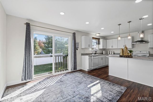 2228 Hagenstone Terrace, Unincorporated, MO 63125