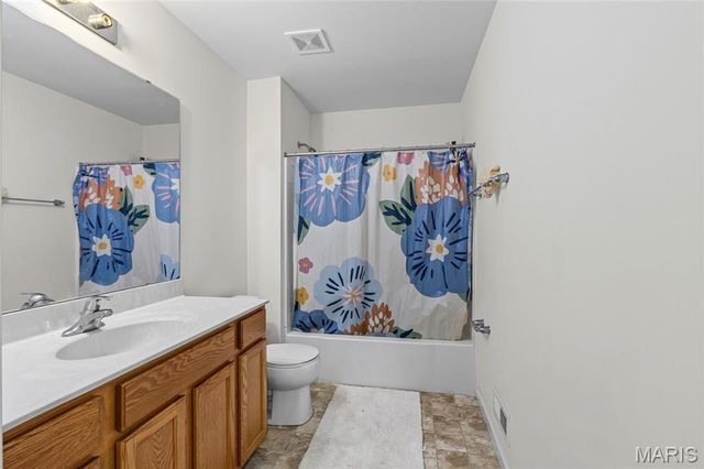 2228 Hagenstone Terrace, Unincorporated, MO 63125