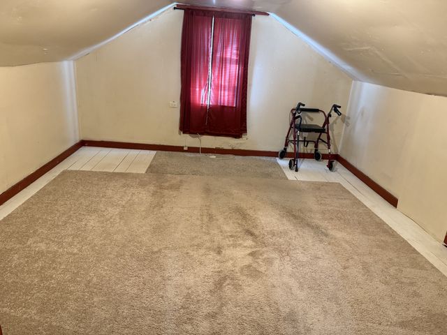 21625 Seminary St, Hollow Rock, TN 38342