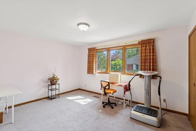 2110 Ashmore Drive, Ames, IA 50014