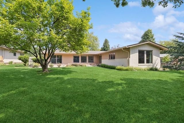 2110 Ashmore Drive, Ames, IA 50014
