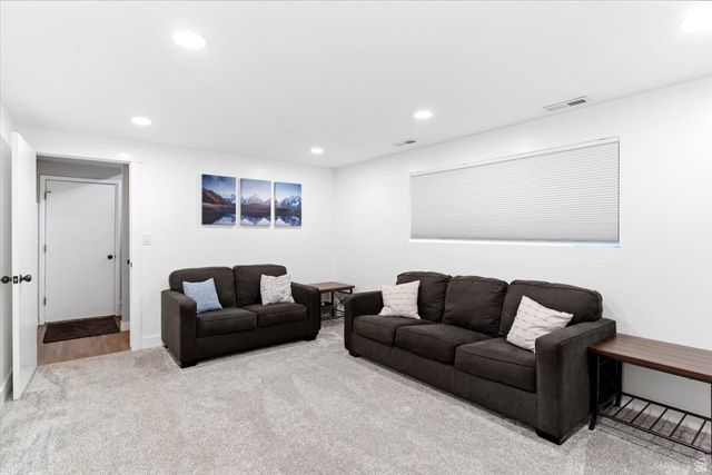 42 E BONITA WAY, Centerville, UT 84014