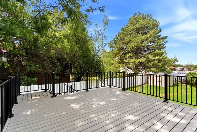 42 E BONITA WAY, Centerville, UT 84014