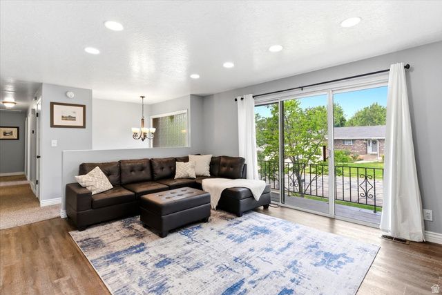 42 E BONITA WAY, Centerville, UT 84014