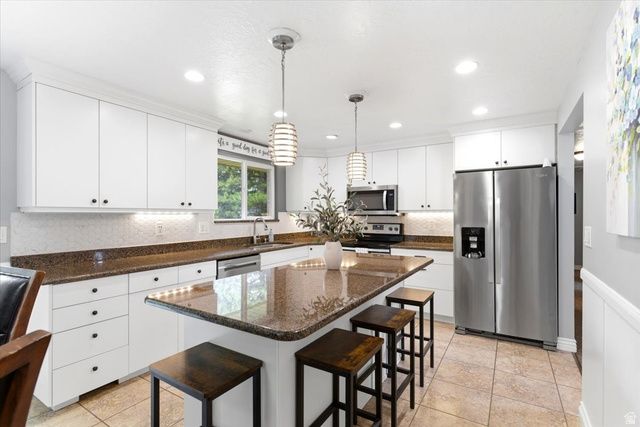 42 E BONITA WAY, Centerville, UT 84014