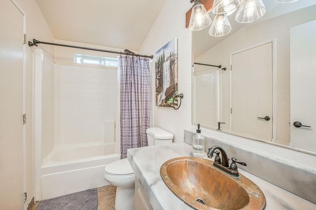 4857 Gavilan Road, Mariposa, CA 95338