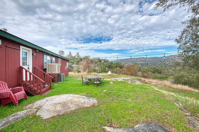 4857 Gavilan Road, Mariposa, CA 95338