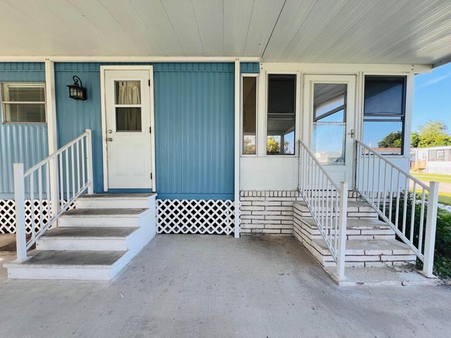 4045 White Pine Drive, Boynton Beach, FL 33436