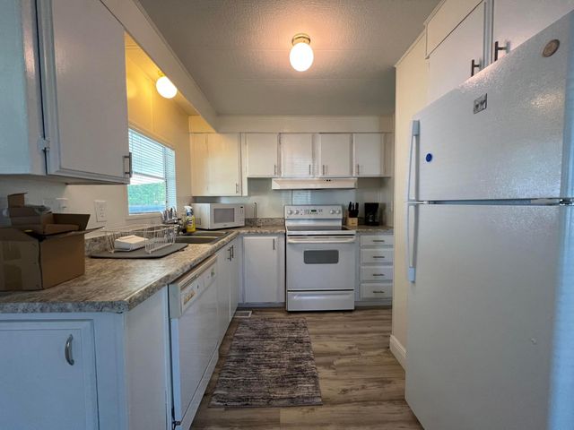 4045 White Pine Drive, Boynton Beach, FL 33436