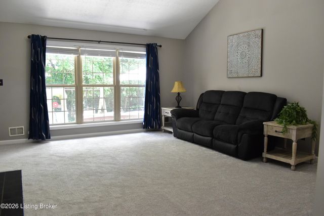 581 Justin Trail, Mt Washington, KY 40047