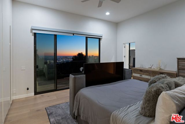 2001 Sunset Plaza Drive, Los Angeles, CA 90069