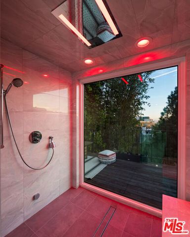 2001 Sunset Plaza Drive, Los Angeles, CA 90069