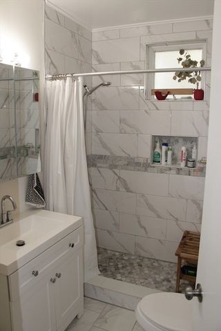 15 Arcola 2, Boston, MA 02130