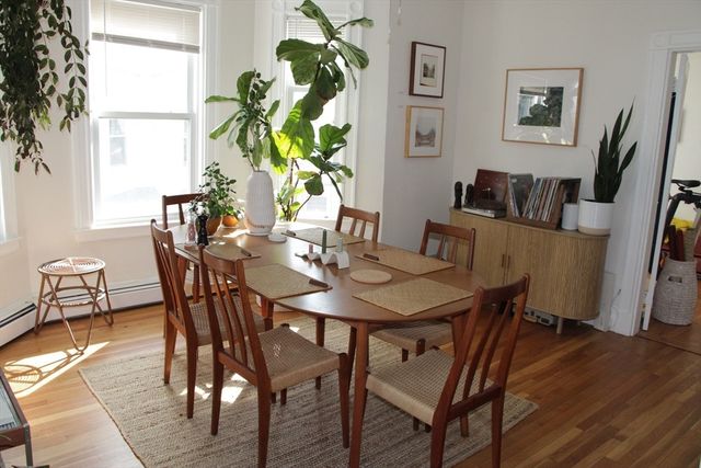 15 Arcola 2, Boston, MA 02130