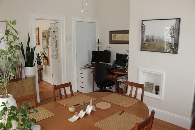 15 Arcola 2, Boston, MA 02130