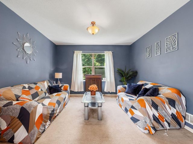 4779 Golden Grove Drive, Groveport, OH 43125