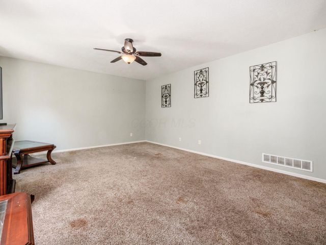 4779 Golden Grove Drive, Groveport, OH 43125