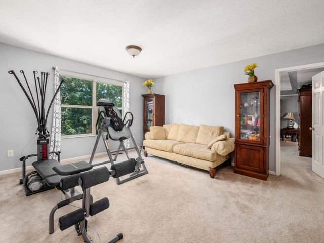 4779 Golden Grove Drive, Groveport, OH 43125
