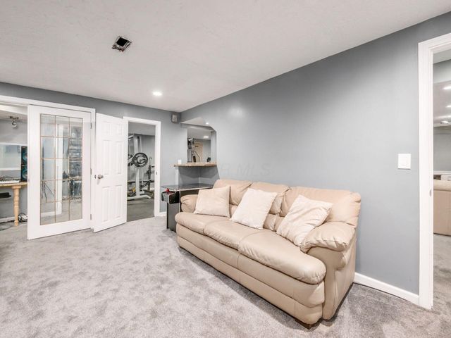 4779 Golden Grove Drive, Groveport, OH 43125