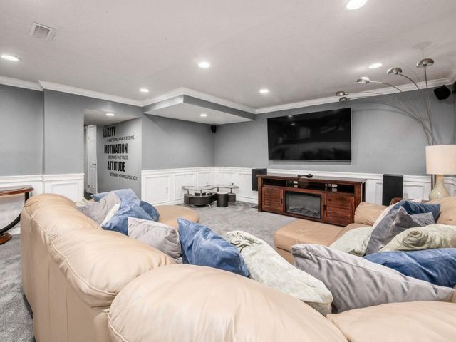 4779 Golden Grove Drive, Groveport, OH 43125
