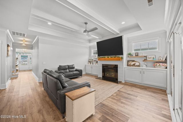 539 Moss Lake Lane, Holly Ridge, NC 28445