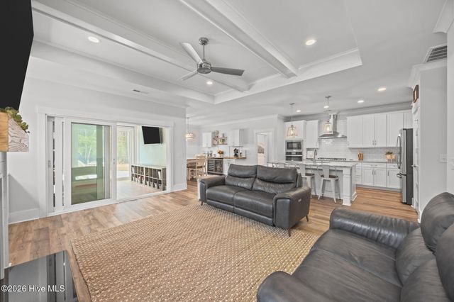 539 Moss Lake Lane, Holly Ridge, NC 28445