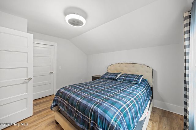 539 Moss Lake Lane, Holly Ridge, NC 28445