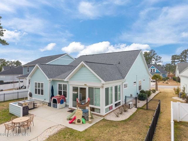 539 Moss Lake Lane, Holly Ridge, NC 28445