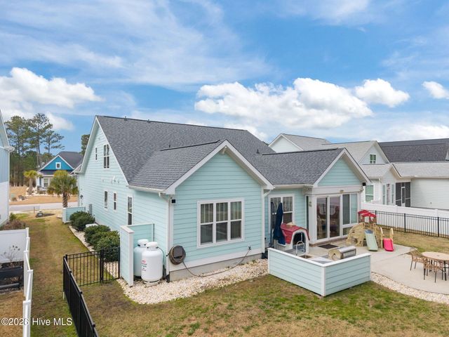 539 Moss Lake Lane, Holly Ridge, NC 28445