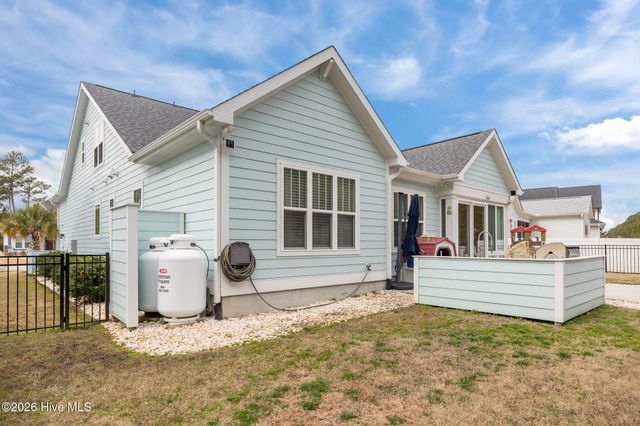 539 Moss Lake Lane, Holly Ridge, NC 28445