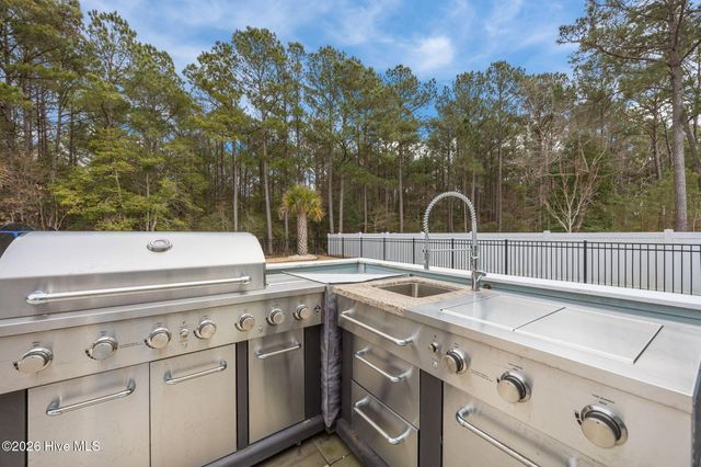 539 Moss Lake Lane, Holly Ridge, NC 28445